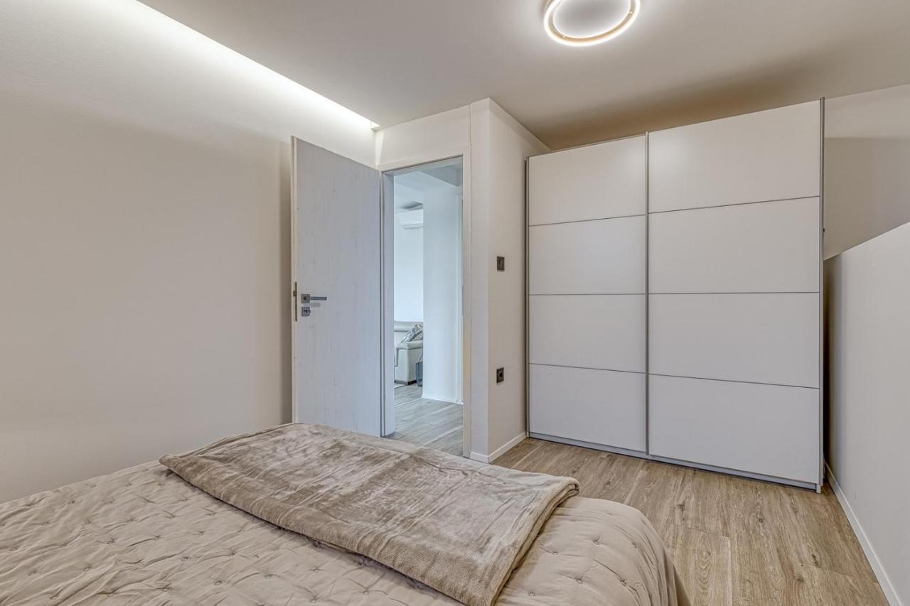 Kostabela - Sea View Apartment Rijeka Luaran gambar