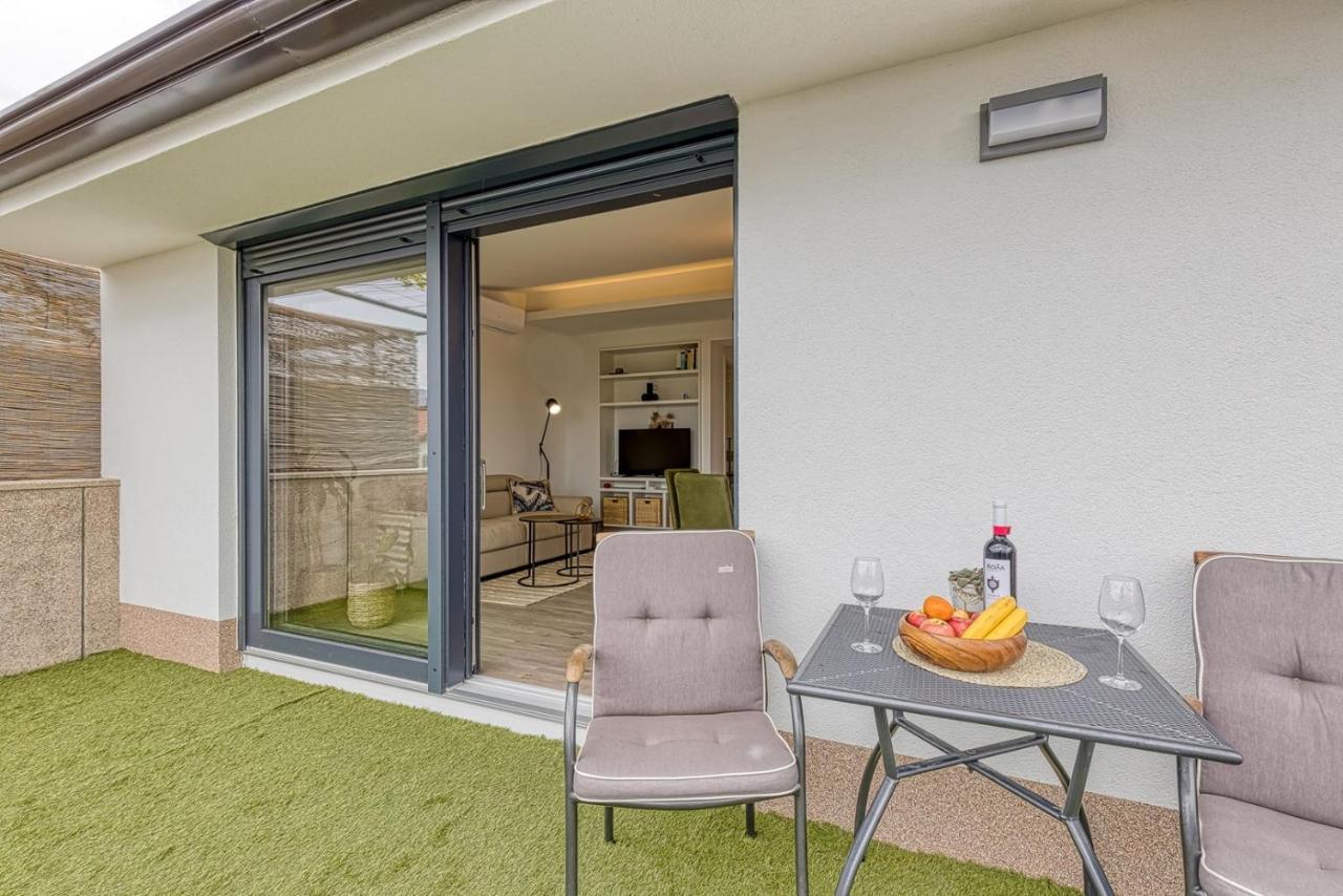 Kostabela - Sea View Apartment Rijeka Luaran gambar